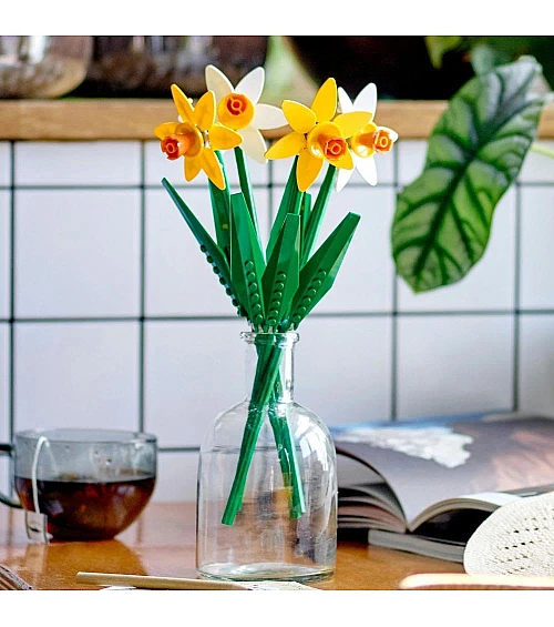 LEGO Botanicals Daffodils (40747)